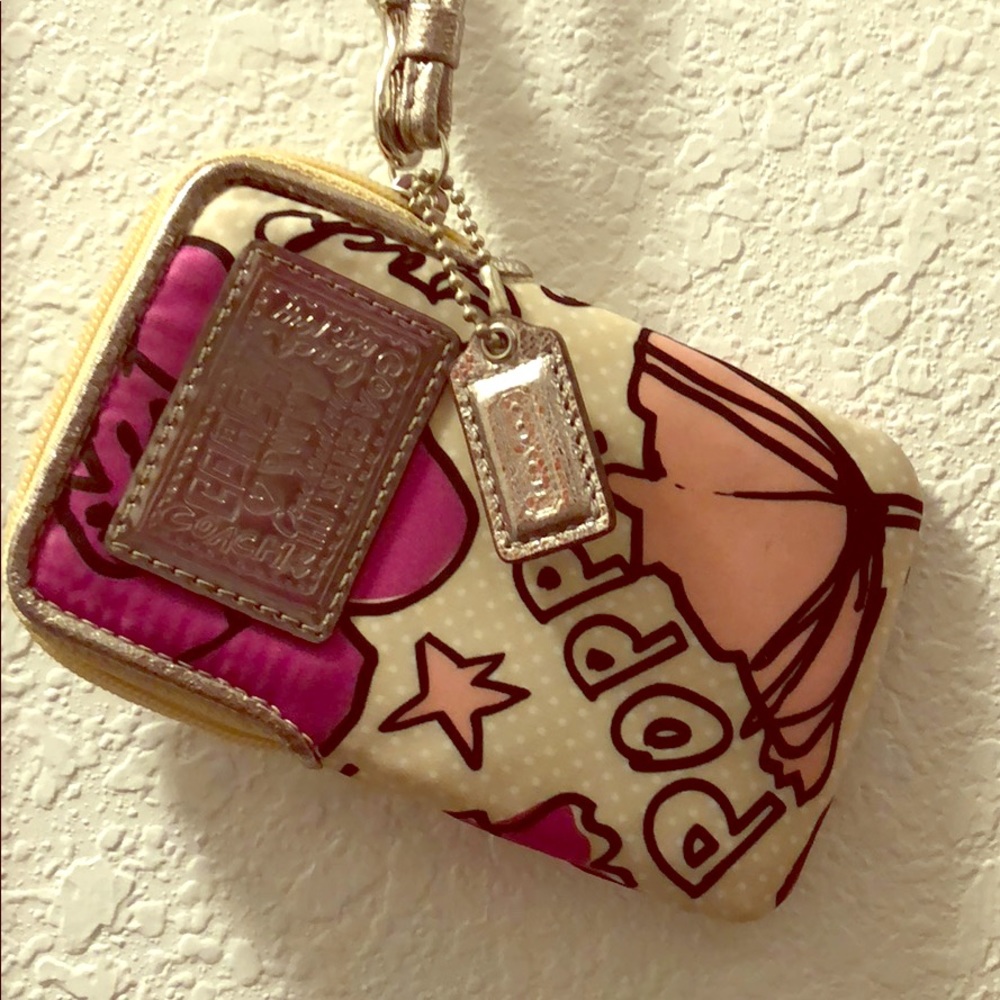 Coach Poppy wristlet
